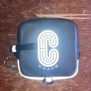 Square Hybrid Pouch w/ reflective coach patch